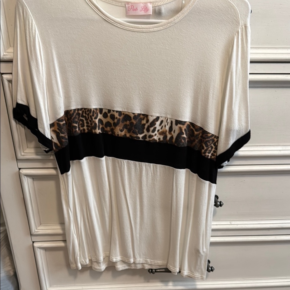 Pink Lily Black and White Relaxed Boxy Short Sleeve Tee